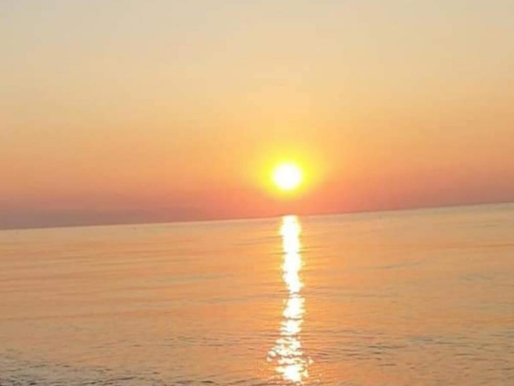 Appartamento Tramonto Rosso Катания Экстерьер фото
